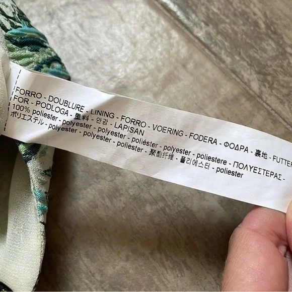 ZARA Green Sleeveless Faux Wrap Cropped Blouse size Small Metallic Zip Back Top - Picture 8 of 8